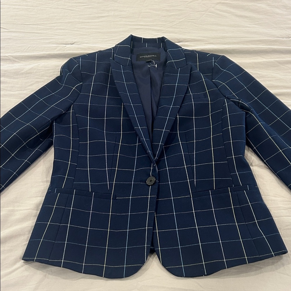 Banana Republic Navy Windowpane Sloan Suit Set – Size 2 – Like New